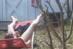 guysnaps:  I’m thinking his mom or sister snapped this of him in the back yard. There’s no direct sun and you’re sitting upside-down in the chair so, yeah, you’re pretty much there just to jack off. 