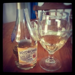 un peu d'Hydromel  petit vin d'abeille pas mauvais du tout (Pris avec Instagram)