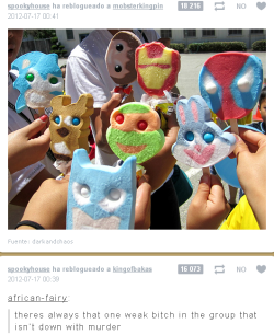 shadecrow:  princekarkat:  for some reason i thought both of these were the same post and i sat for awhile trying to figure out which ice cream face was the weak bitch   It’s Batman.