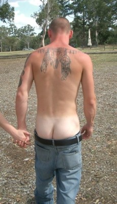 whitetrashmen:  Submission #316: This is Terry.  Submitted by Terry’s ex-girlfriend’s sister.   