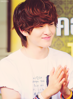 naerong:  2 Pictures of Onew ⇨ Requested by: baeqchan 