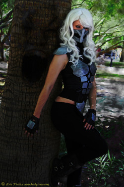 comicbookcosplay:  Genderbend Smoke from MK9 Submitted by itskatybearbitches [Facebook] WoCC says: Malibu Comics published some Mortal Kombat comics a while back which included Smoke. It’s a good thing they did as it’s enabled this treat to be published.