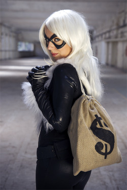 animatedmia:  Photos of my Black Cat cosplay that I had taken yesterday.  Really pleased with how they came out! 