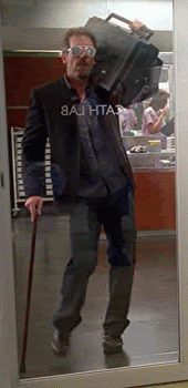 emixa-dream:  bethgittings:  As always smooth moves from Dr House    ;D  Adziuuuuuu