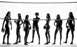 ebonybanks:  The Beautiful Megan Hodge (Center)… U.S. Women’s 2012 Olympic Volleyball Team 