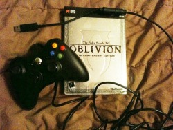 bubblegum-pop-punk:  NEW PC version of Oblivion which is special edition + PC Xbox 360 controller ready to ship! http://www.ebay.com/itm/200800814436?ssPageName=STRK:MESELX:IT&amp;_trksid=p3984.m1555.l2649#ht_500wt_949