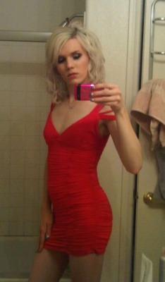 nawteegirls:  Gorgeous blonde Tgirl in a mini red dress. 