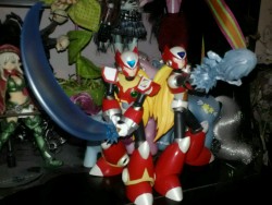 Finally got around to putting up my other Zero figure. Man do they look bad ass back to back.