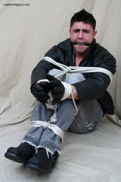bondageman007:  What’s the matter, man? A tough fella like yourself never tasted a big rubber ball in his mouth while bein’ forced into bondage?  