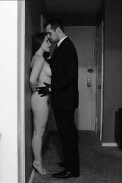 yourprouddaddy:  Rule of thumb: good girls welcome Daddy home appropriately: gently verifying Daddy’s mood to know how to great Him past the initial reception. 