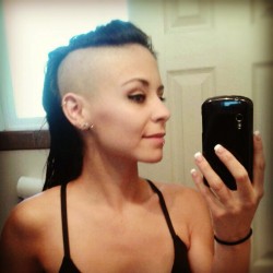 purplepois0n:  I love taking it to a zero. And I miss my #length. Still trying to grow my hair out :) #labret #undercut #wet #sidecut #shavedgirls #girlswithbuzcuts #buzcut #zerofade #bald #ballsy #beautiful #babe #rage #alternative #crazyhair #crazygirl