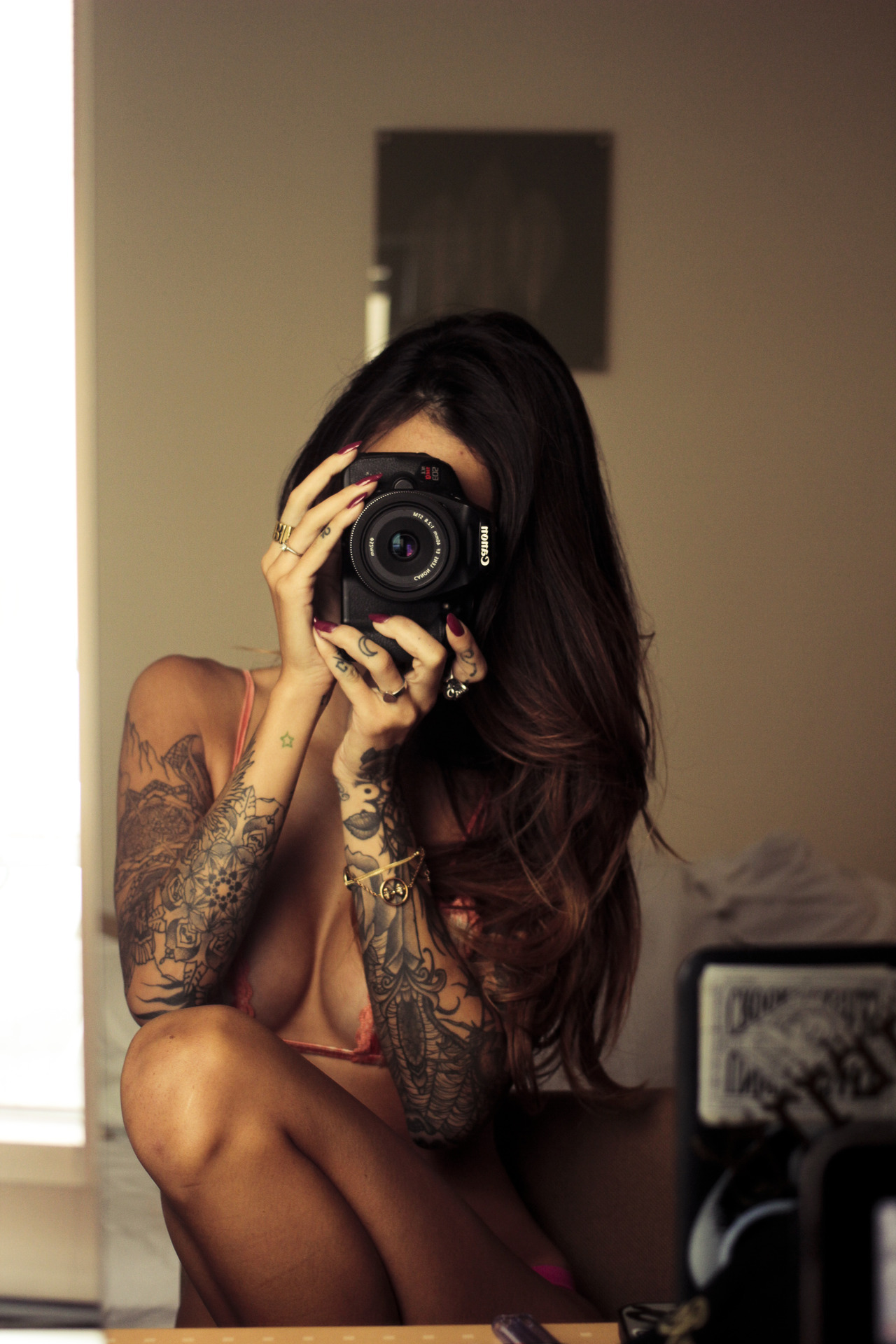 Hot babes with tats