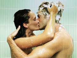 joshuathegamer:  Another type of kissing that I should do if I have a girlfriend and that is Shower Kisses. 