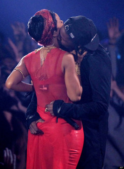 squillliam:  majahshit:  ayoadamxo:  Y’all see how tight he’s grabbin’ Rihanna’s ass?  he needs that ass beat  She likes it like that.They probs fucking as we speak.  That muthafucka&hellip;