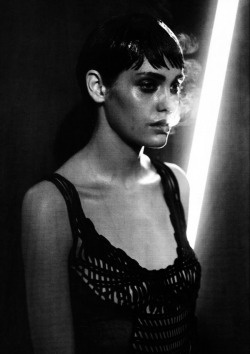 thequietfront:  Heidi Mount by Peter Lindbergh 
