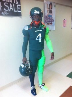 bleacherreport:  Atlantic High School in Florida may have the ugliest football uniforms ever. Photo via http://twitter.com/DanielleLynTGI  That&rsquo;s just sad.