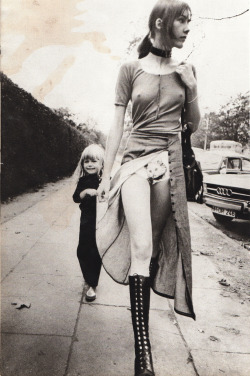 thedoppelganger:  When the Street Judges the “Maxi” Fashion, Werner Bokelberg, Stern Magazine, PHOTO December 1970 
