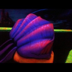 Huge clam! #minigolf #blacklight #ocean #fun #mma (Taken with Instagram)