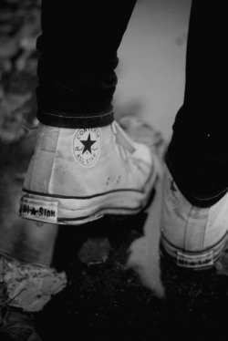 I love my chucks way to much to not reblog this!