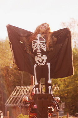 don&rsquo;t you wanna feel my bones?