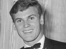 Hunky actor, Tab Hunter, the last of my National Coming Out Day photoblog, came out in his 2006 autobiography,Tab Hunter: Confidential.