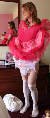 rileybbq:  little princesses need to wear their underjams! theyâ€™re just about the cutest panties a girl could wear &lt;3