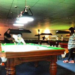 #kings with @skops13 @meximilien @mexidollz @corey92 @n4vvv and the rest of the crew! Hurry up @bobbydeville ! #pool #hashtagsforthewinyo #likeaboss  (Taken with Instagram)