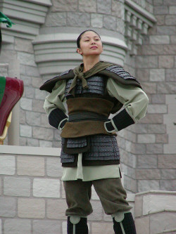 i-freakin-love-disney:  killerdraco:  memewhore:  disneyworldwonders:  Can I just say that I think this is the way Mulan should appear int the parks. In the beginning of the movie they make it very clear that the dress she wears to meet the matchmaker