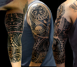 calaveratattoo:  Maori por Chris Santos (@calavera_tattoo) 