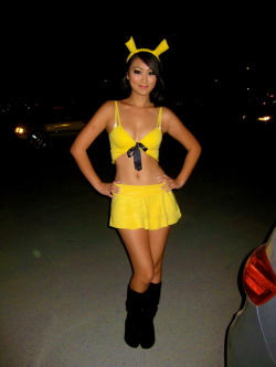 jiggaracci33:  Evelyn Lin’s Halloween costume last night. All right’s reserved to Evelyn Lin.