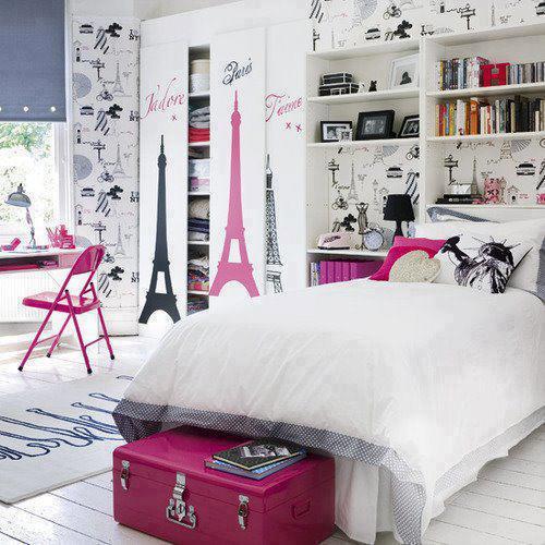 Black and white paris bedroom theme