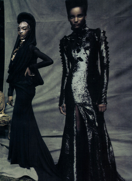 A Dream of a Dress. Jourdan Dunn & Rose Cordero in... - Givenchy haute ...