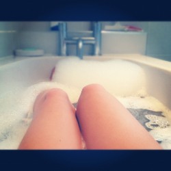 chaaryoung:  Just what the doctor ordered #bath #girl #legs #bubbles #water #ill #instagram #instadaily #instagood
