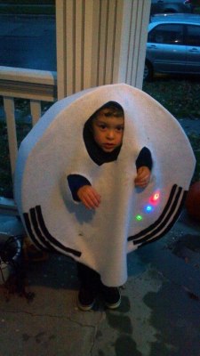 pineapplefiendwillriseagain:  This is my little baby cousin and he is dressed as a smoke detector for Halloween None of us know why but he is really obsessed with smoke detectors That’s all he’s asked for in the way of presents these past two years