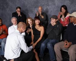 snarksandkisses:  suicideblonde:  Star Trek fan proposing to his girlfriend during their photo with the entire TNG cast Worth it for the look on Wil Wheaton’s face  For a second there I really though that Wil Wheaton was the one being proposed to.