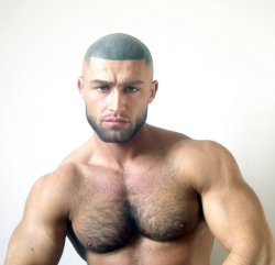 savvyifyanasty:  &gt; first i’ve seen his dick, he’s sexy!  Francois Sagat.