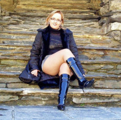 spoonringguy:  Those boots!  Those thick thighs&hellip; Wearing glasses, Fuck