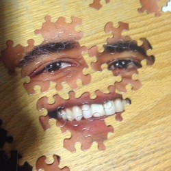 tupacabra:  gaymis:  We’re doing a Barack Obama puzzle. So far it’s horrifying.  is that the annoying orange 
