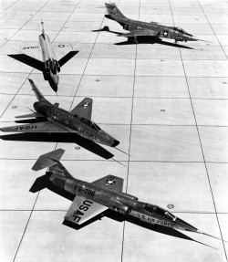 scanzen:  F-100A (S/N 53-1663), F-101 (S/N 53-2430), F-102 and F-104 (S/N 53-7786) on the ramp. (U.S. Air Force photo). 