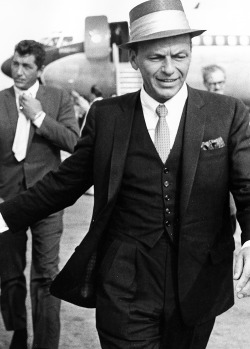 classy-cinema:  Frank Sinatra and Dean Martin arriving in London