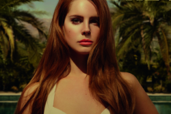 barackdicktoobomba:   so is no one going to talk about the fact that Lana Del Ray is Jimmy Neutron’s mom or 