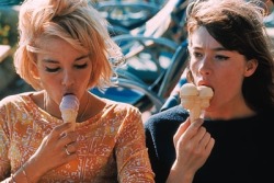 rhetoricc:  stellua:  the60sbazaar:  Sylvie Vartan and Francoise Hardy enjoy their ice creams   ✫  ♕♕ Vintage, Rosy, Indie ♕♕ 
