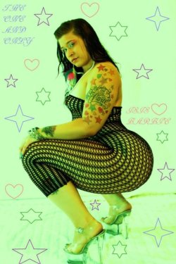 itsthathickness:  Supa Star  Thick a leek !