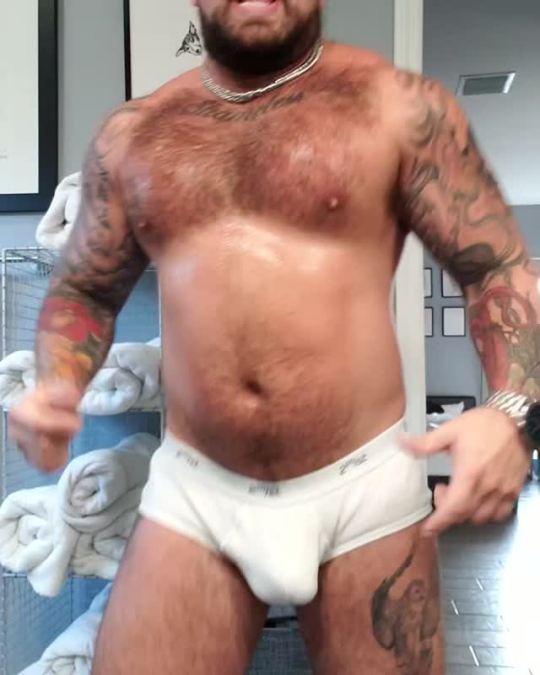 konkeriano22:  I’m a man who loves to dance… dance dance dance away baby!… subscribe to my page on the link below to get access to my uncensored content!Www.onlyfans.com/konkeriano22 